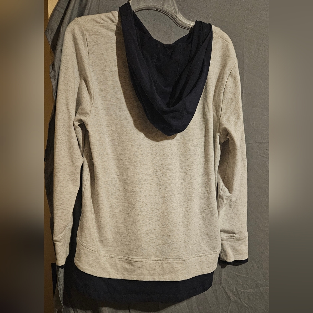 Sweater - Picture 2 of 3